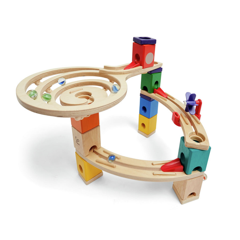 )Pre-Order) Hape Race to the Finish