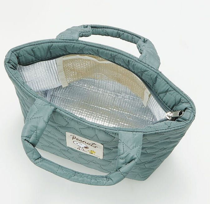 (Pre-Order) Skater Lunch Bag Quilted Fabric Heat Insulation Cold Insulation Lunch Bag Snoopy