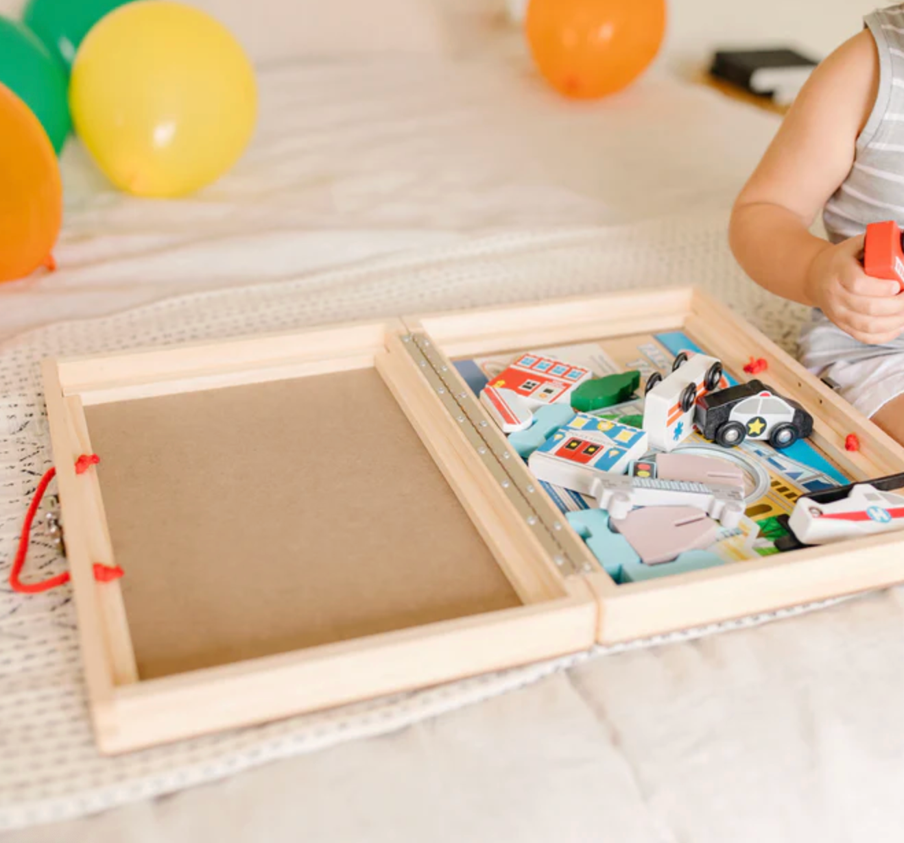 Melissa & Doug Take-Along Town Portable Toy