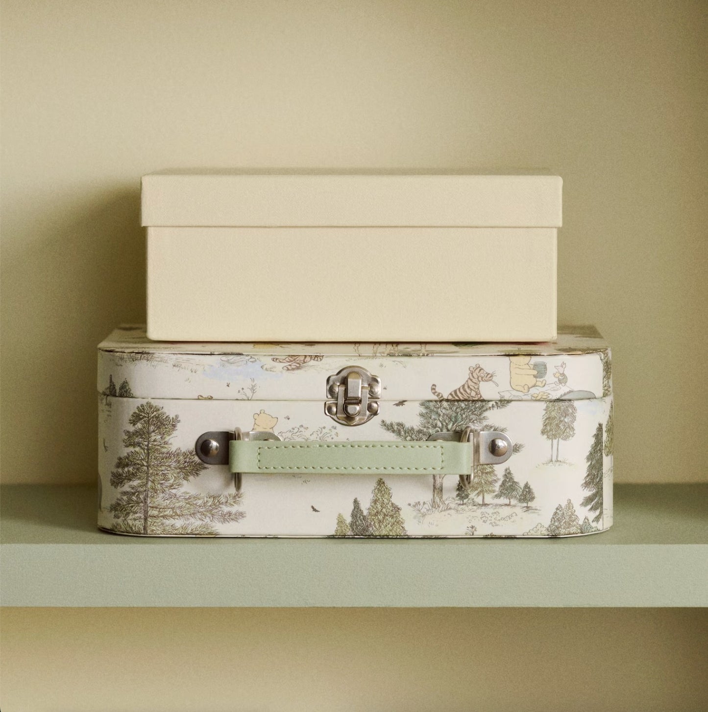 (Pre-Order) H&M Home Winnie the Pooh Cardboard Suitcase
