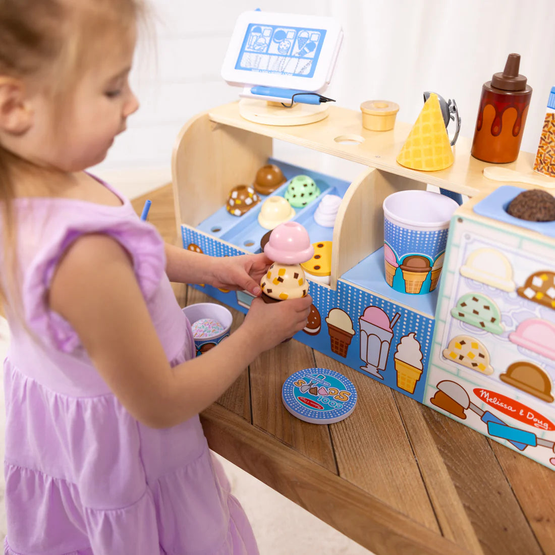 (Pre-Order) Melissa & Doug Wooden Cool Scoops Ice Creamery