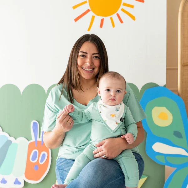 (Pre-Order) Kyte Baby + The Very Hungry Caterpillar Bib