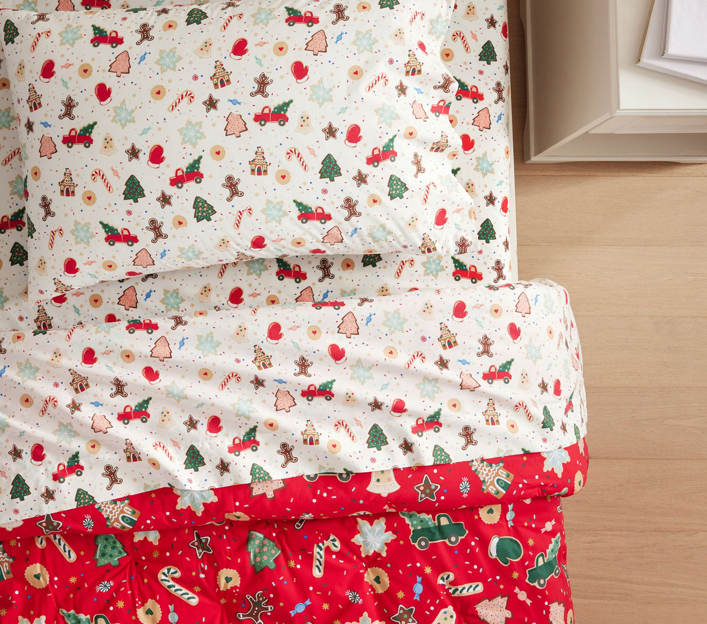 (Pre-Order) Pottery Barn Kids Rifle Paper Co. Gingerbread Cookie Organic Sheet Set