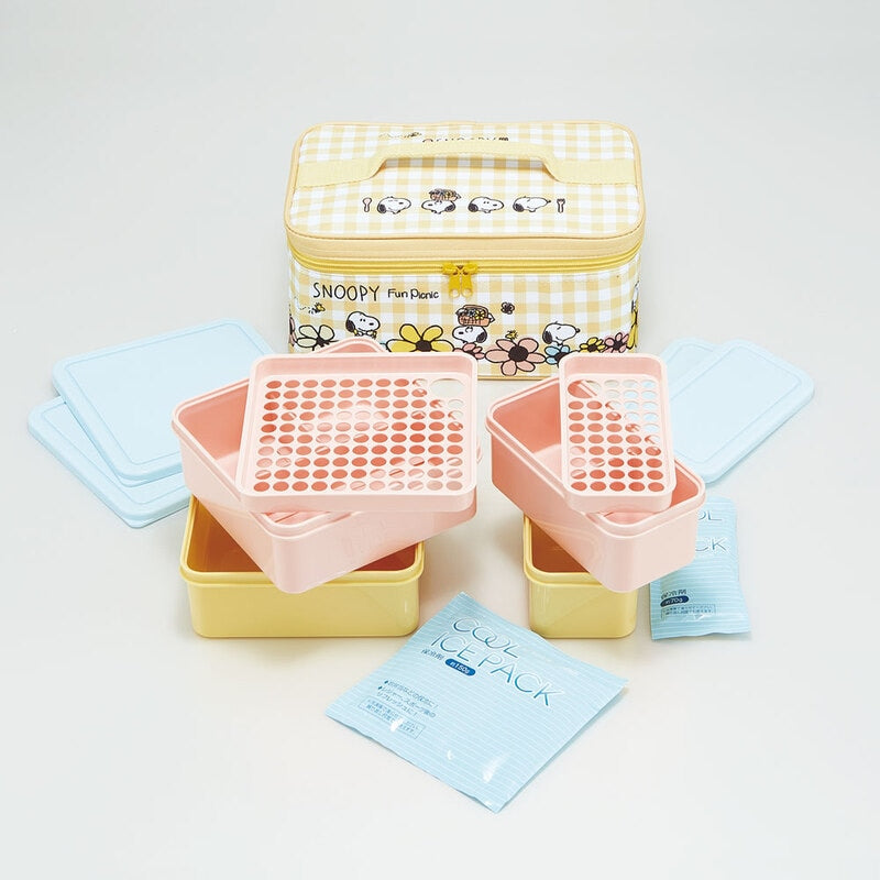 (Pre-Order) Skater Snoopy Picnic Lunch Set with Cooler Bag