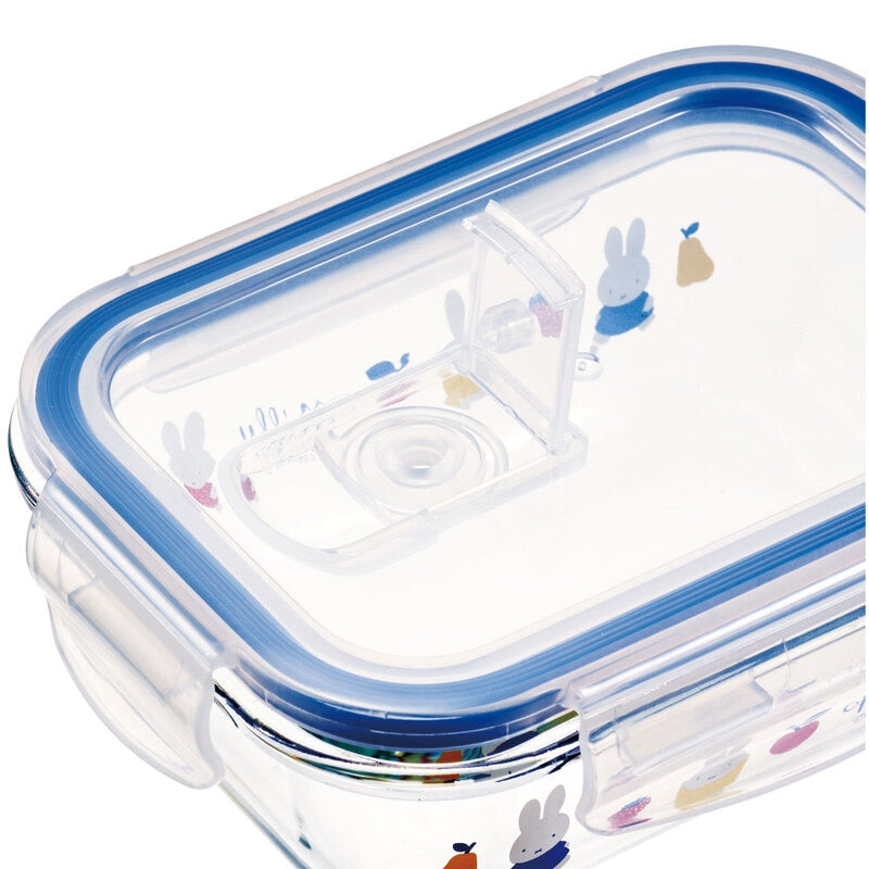 (Pre-Order) Skater Heat-resistant glass container, 370ml, airtight, stylish, heat-resistant, dishwasher-safe, and designed by Miffy