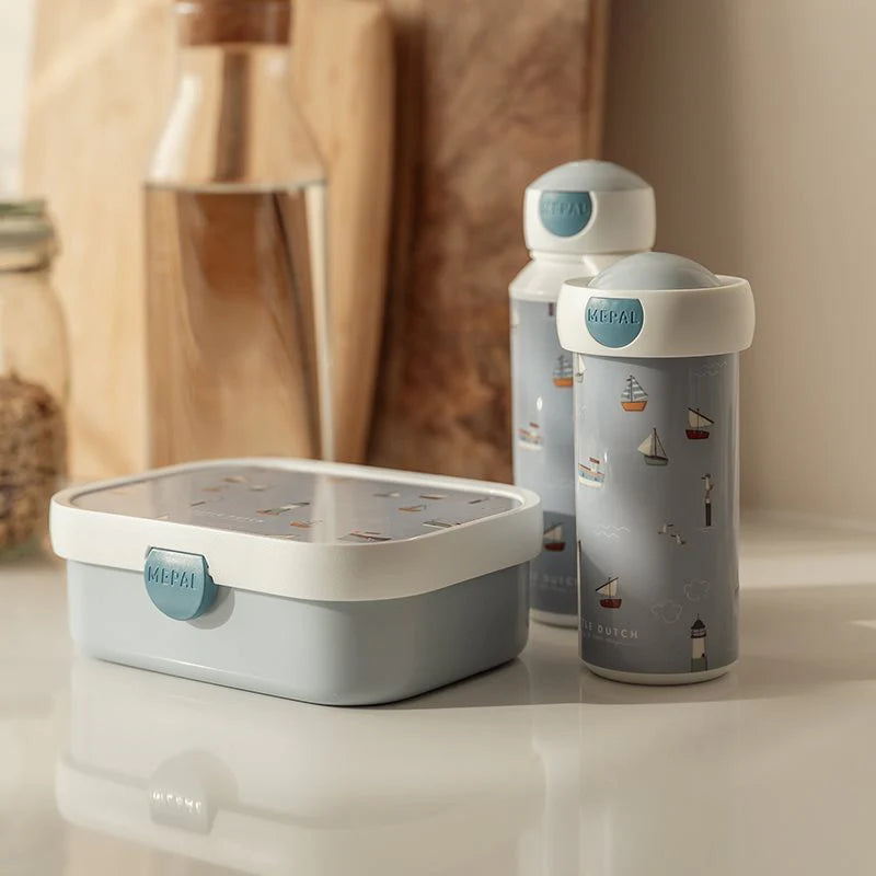 (Pre-Order) Little Dutch School cup 300 ml Sailors Bay