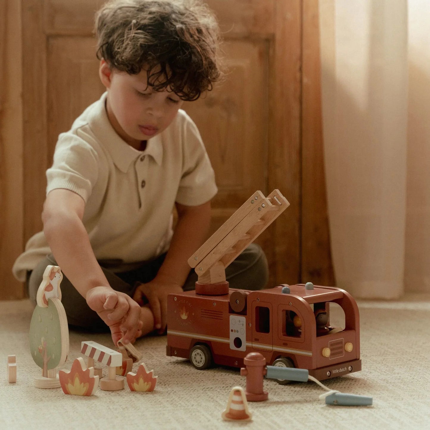 (Pre-Order) Little Dutch Wooden fire truck – Red – Essentials