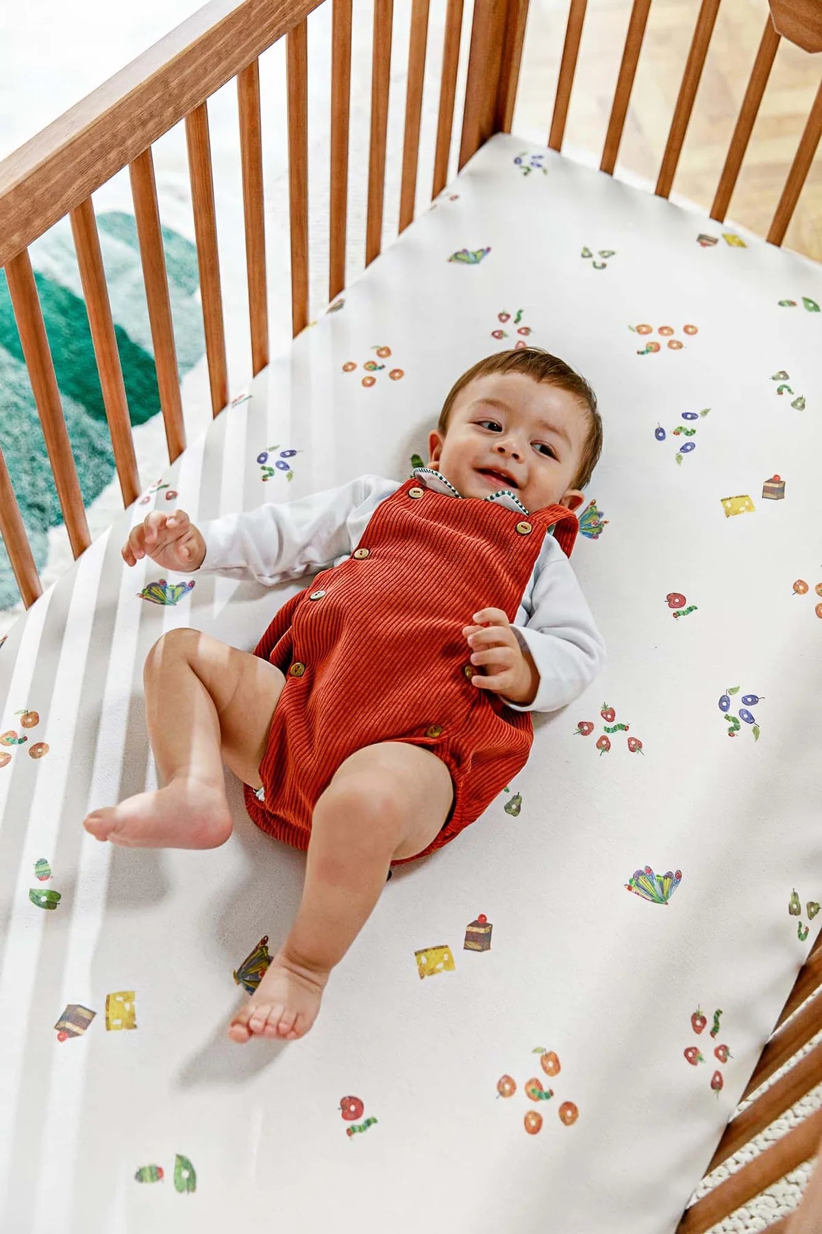 (Pre-Order) Nestig + The Very Hungry Caterpillar Crib Sheet Set