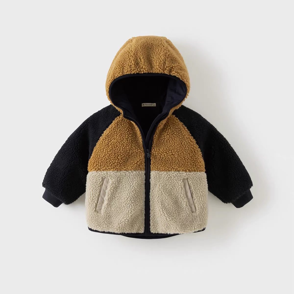 (Pre-Order) Dave & Bella Jacket