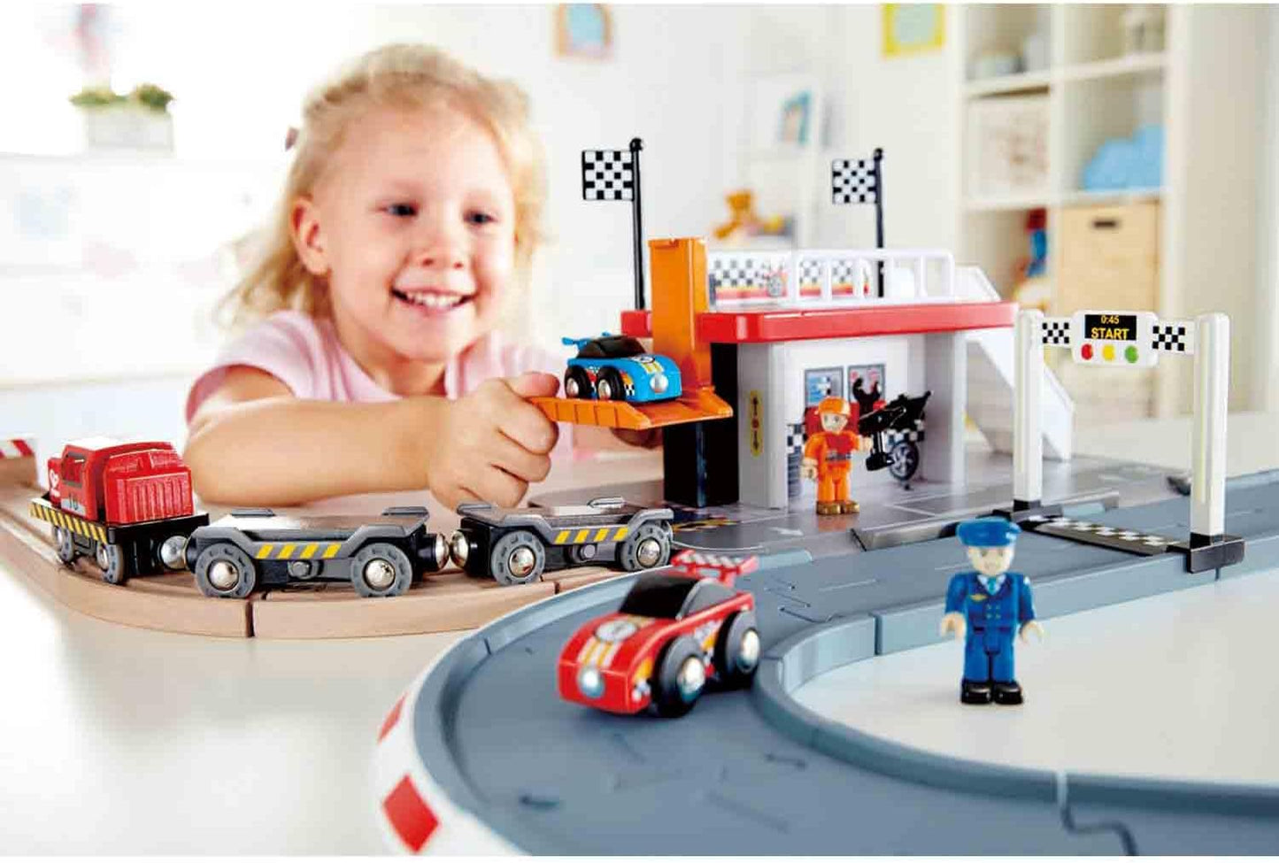 Hape Race Track Station