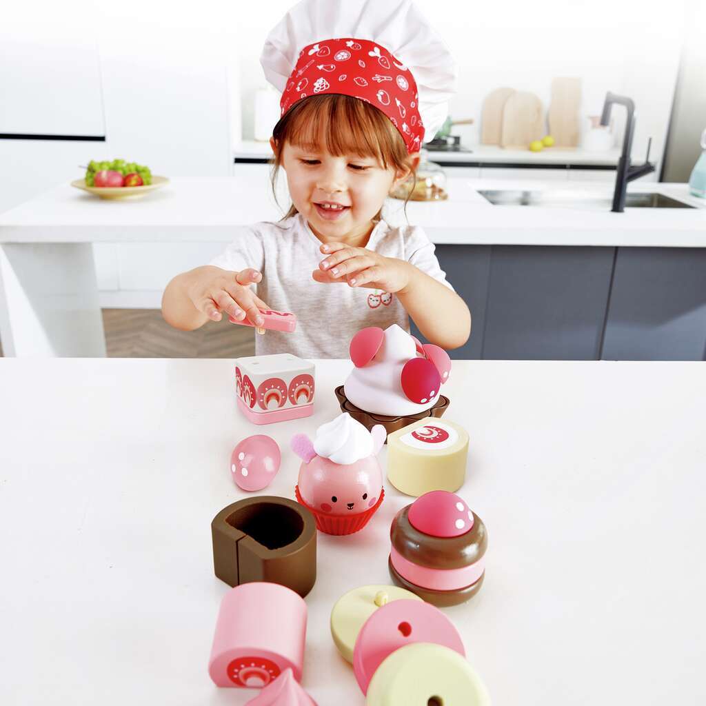 (Pre-Order) Hape Strawberry Dessert Set