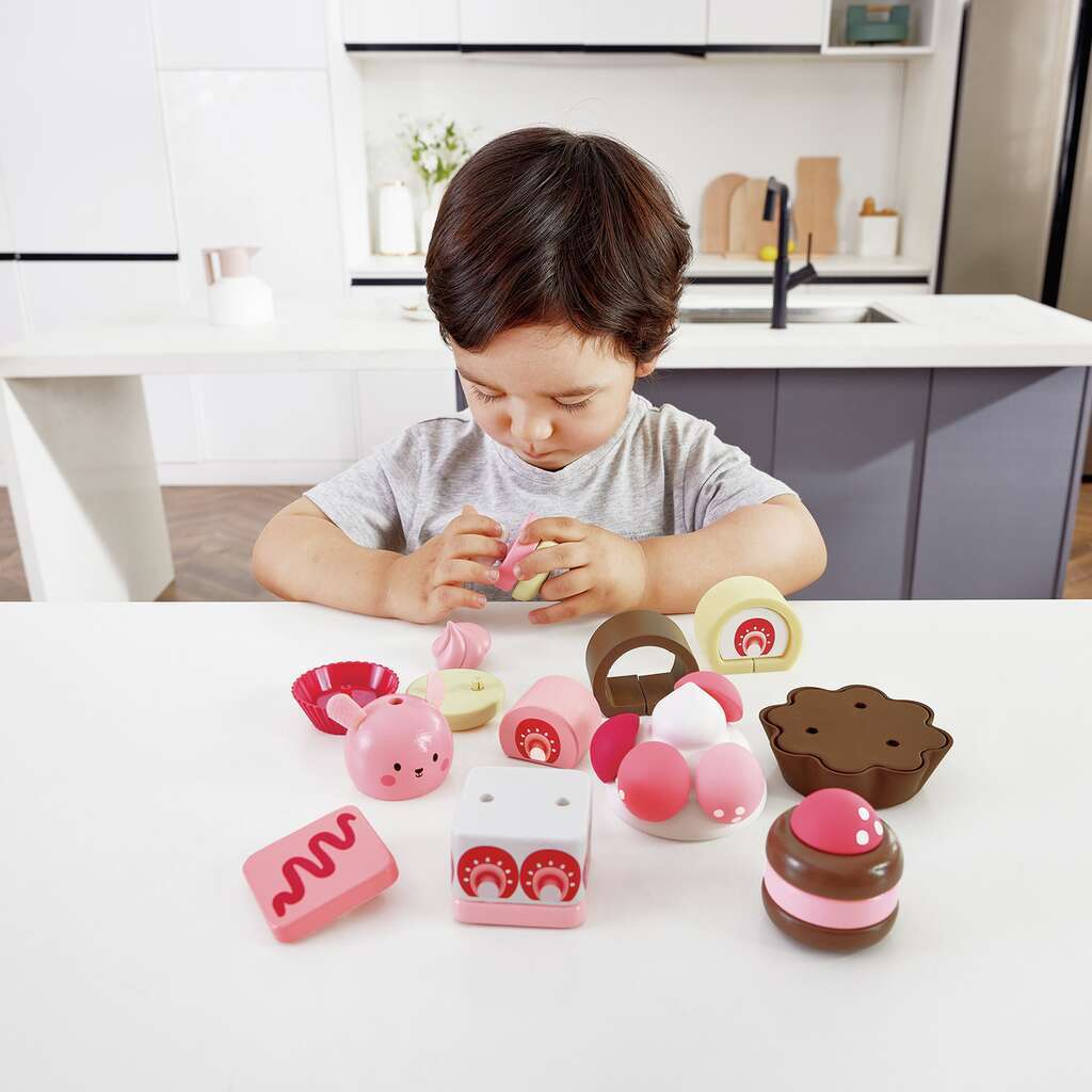 (Pre-Order) Hape Strawberry Dessert Set