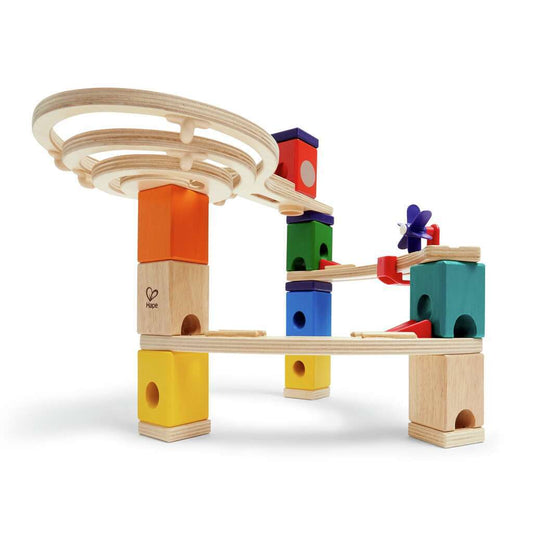 )Pre-Order) Hape Race to the Finish