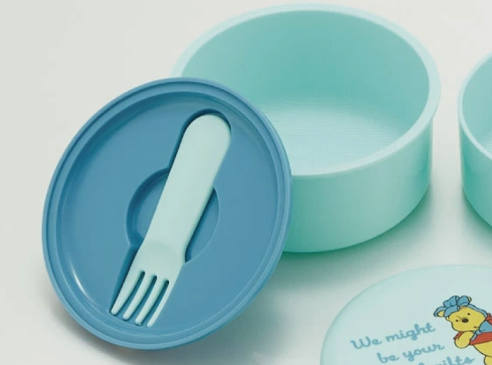 (Pre-Order) Skater Antibacterial Round Lunch Box 2 Tiers/500ml Winnie the Pooh Costume