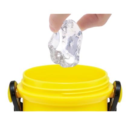(Pre-Order) Skater  Water Bottle, Direct Drinking, Large Capacity, 480ml  Pikachu Face