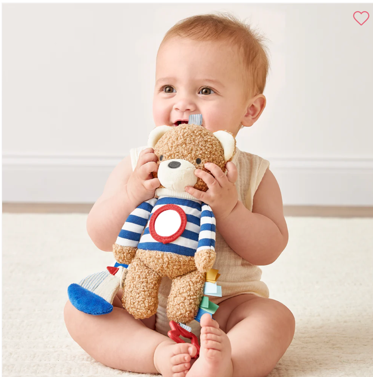 (Pre-order) Itzy Ritzy Bitzy Traveler Developmental Sensory Toy