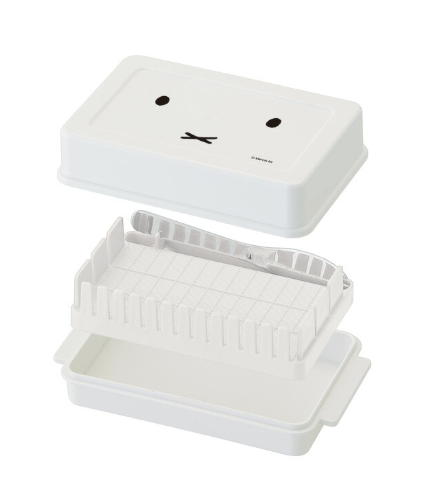 (Pre-Order) Skater utter case with quantitative cutting Miffy