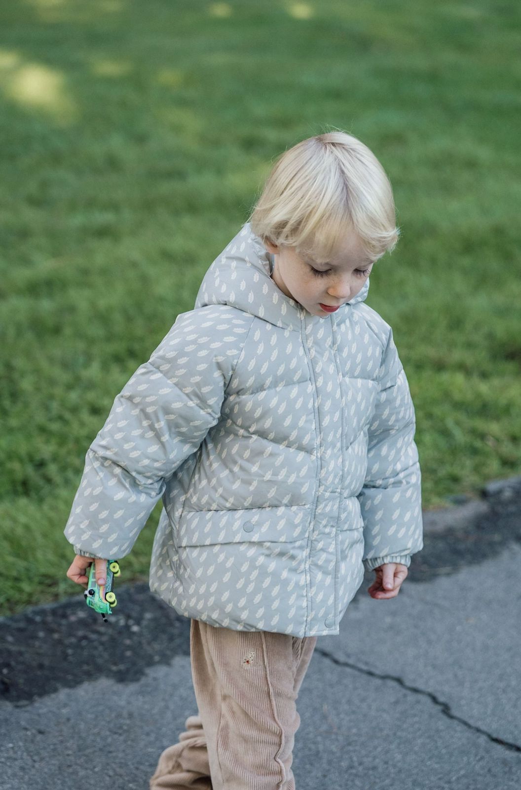 (Pre-Order) White Wheat Puffer Jacket