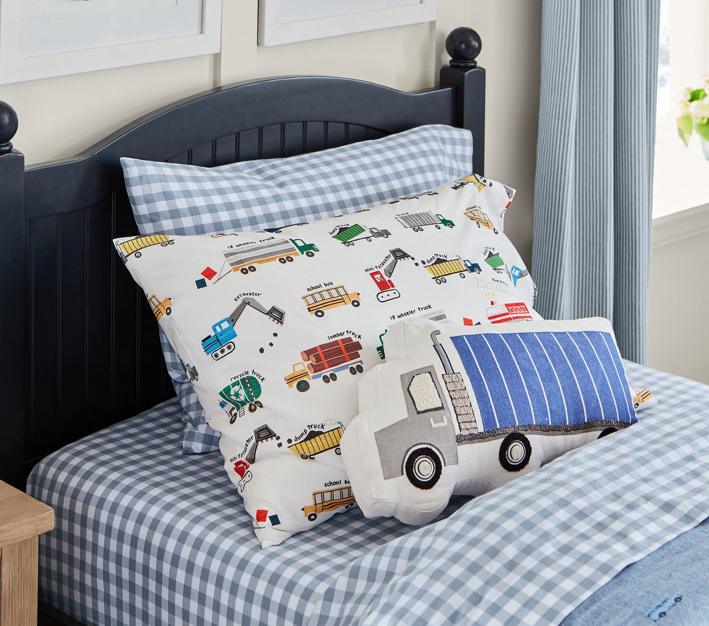 (Pre-Order) Pottery Barn Kids Busy Trucks Organic Sheet Set & Pillowcases