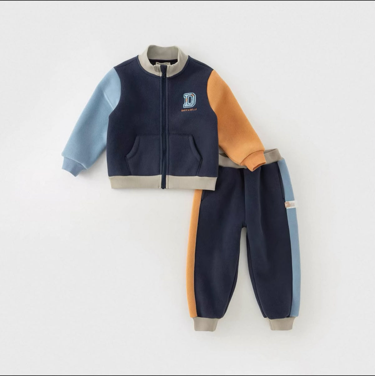 (Pre-Order) Dave & Bella 1 SET