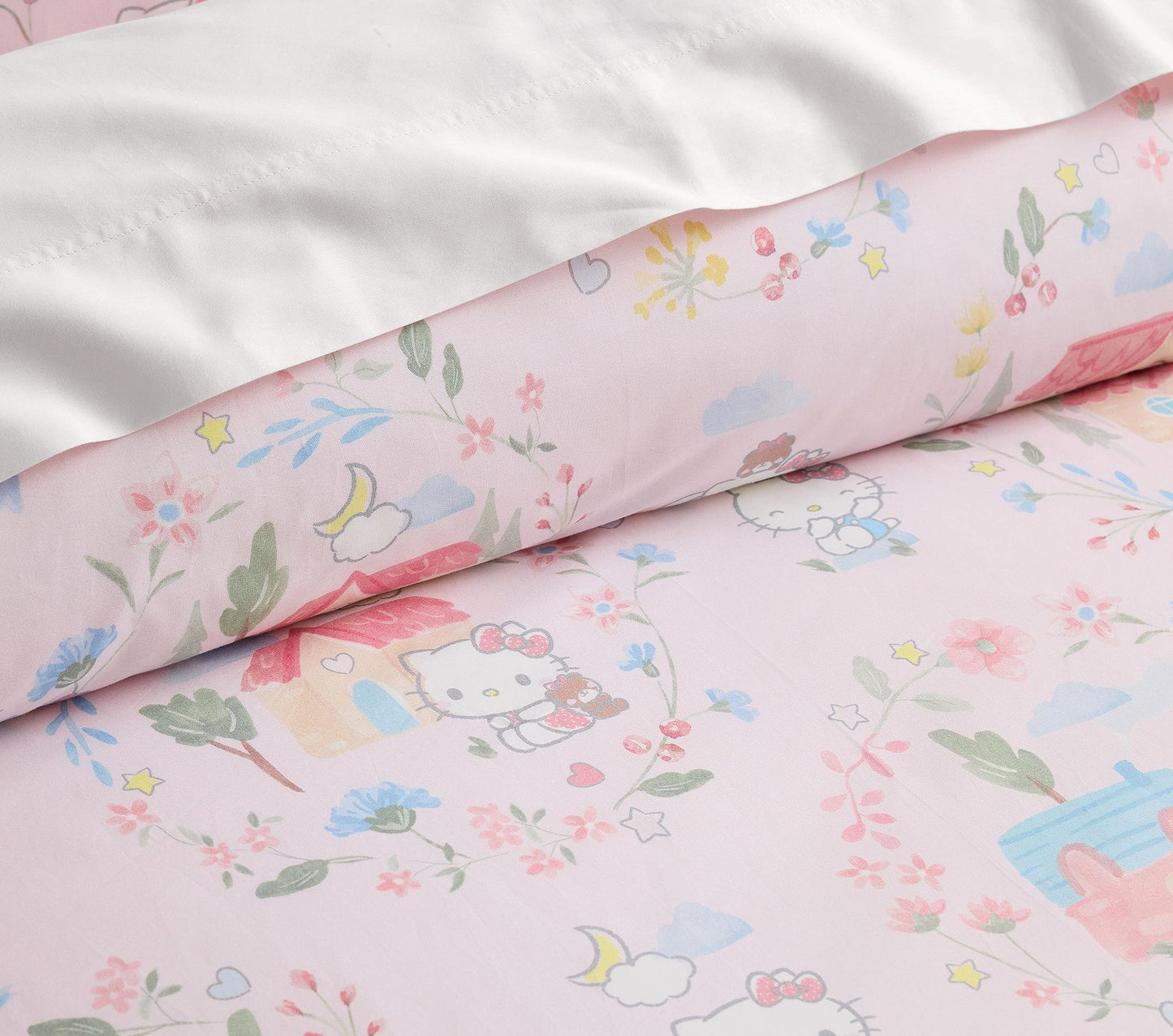 (Pre-Order) Pottery Barn Kids Hello Kitty Cottage Organic Duvet Cover & Shams