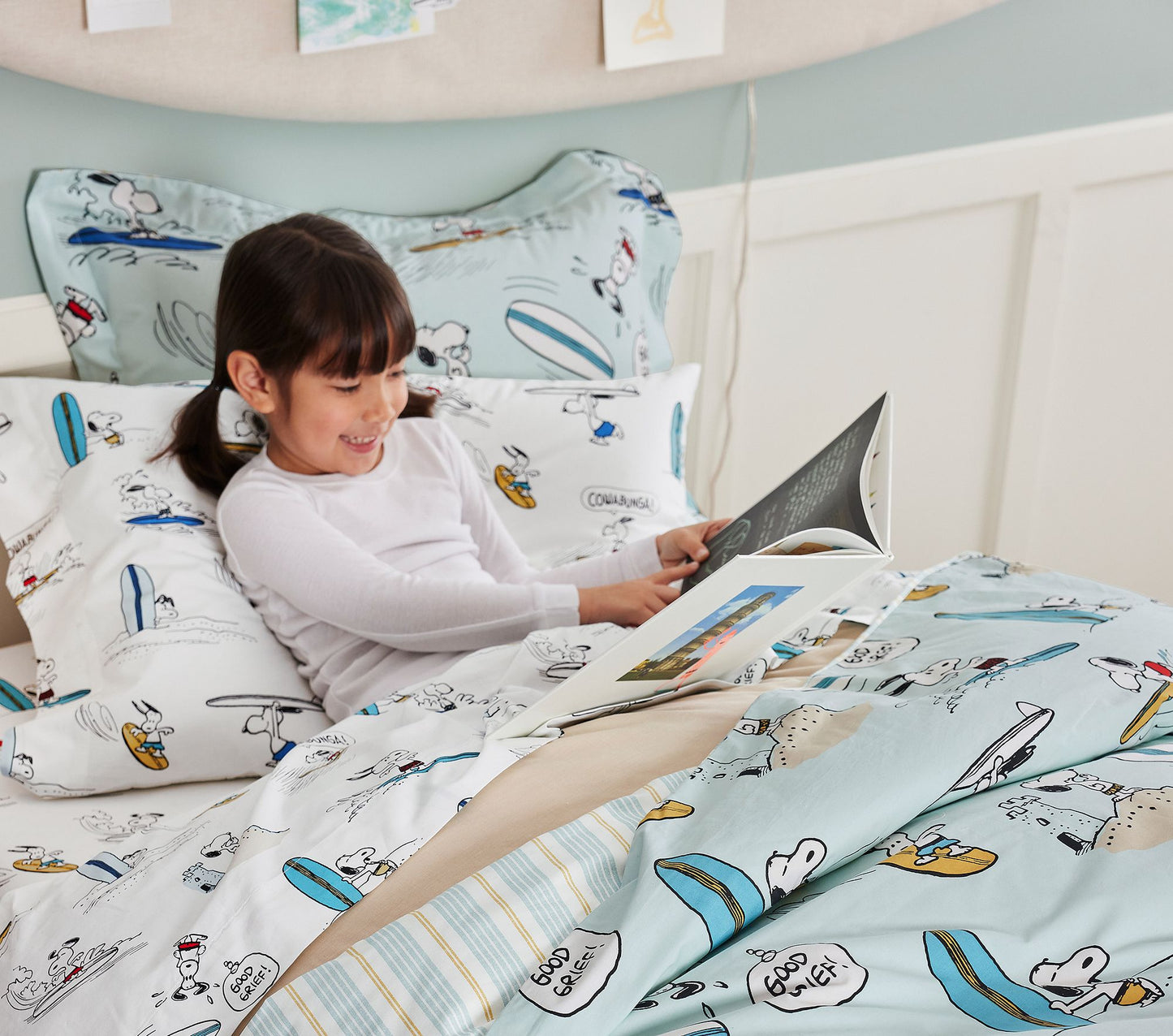 (Pre-Order) Pottery Barn Kids Peanuts Snoopy Surf Organic Sheet Set